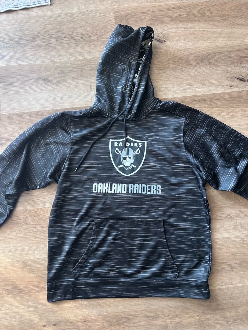 Oakland Raiders Football Men’s Hoodie Sweater Large
